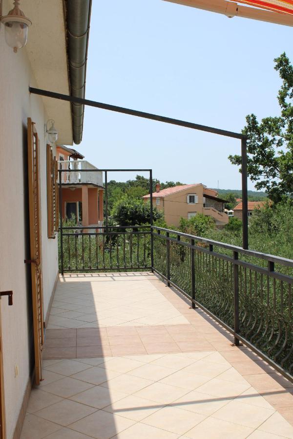 Apartment Noel Sveti Vid-Miholjice Exterior photo